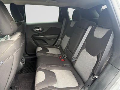 2016 Jeep Cherokee Altitude
