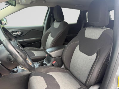 2016 Jeep Cherokee Altitude