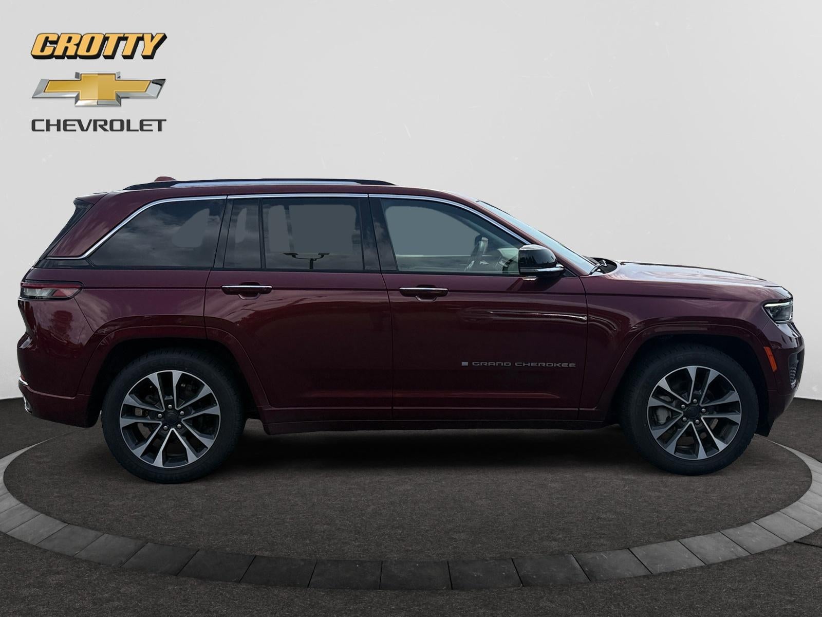 2023 Jeep Grand Cherokee Overland 4x4