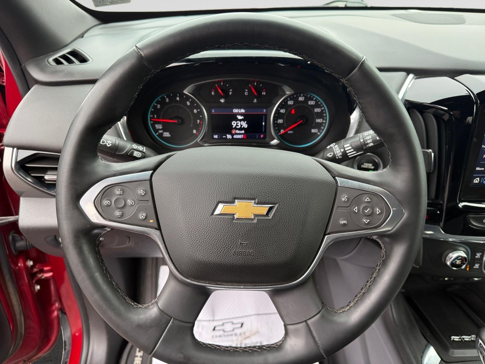 2023 Chevrolet Traverse LT Leather