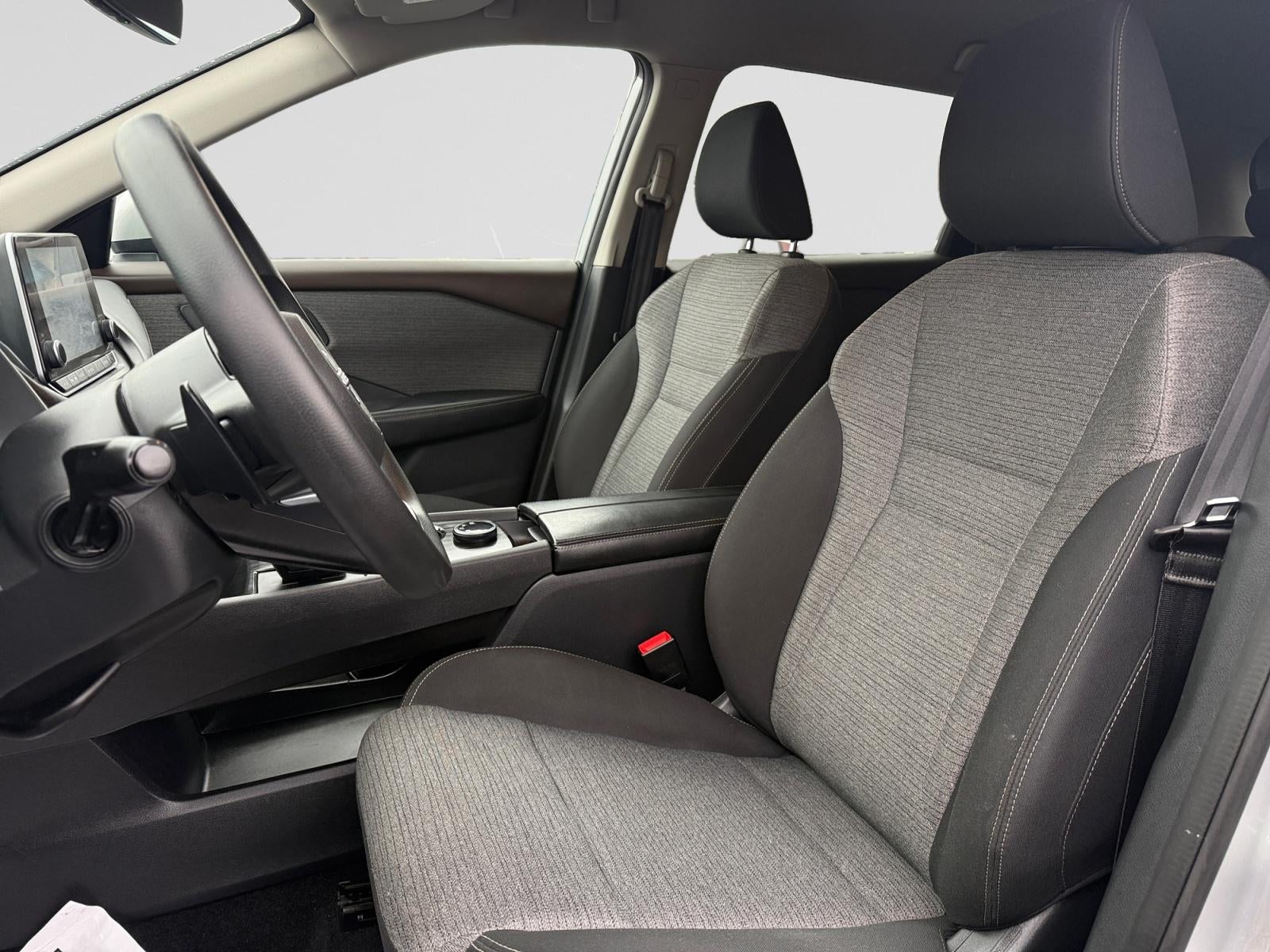 2022 Nissan Rogue SV Intelligent AWD