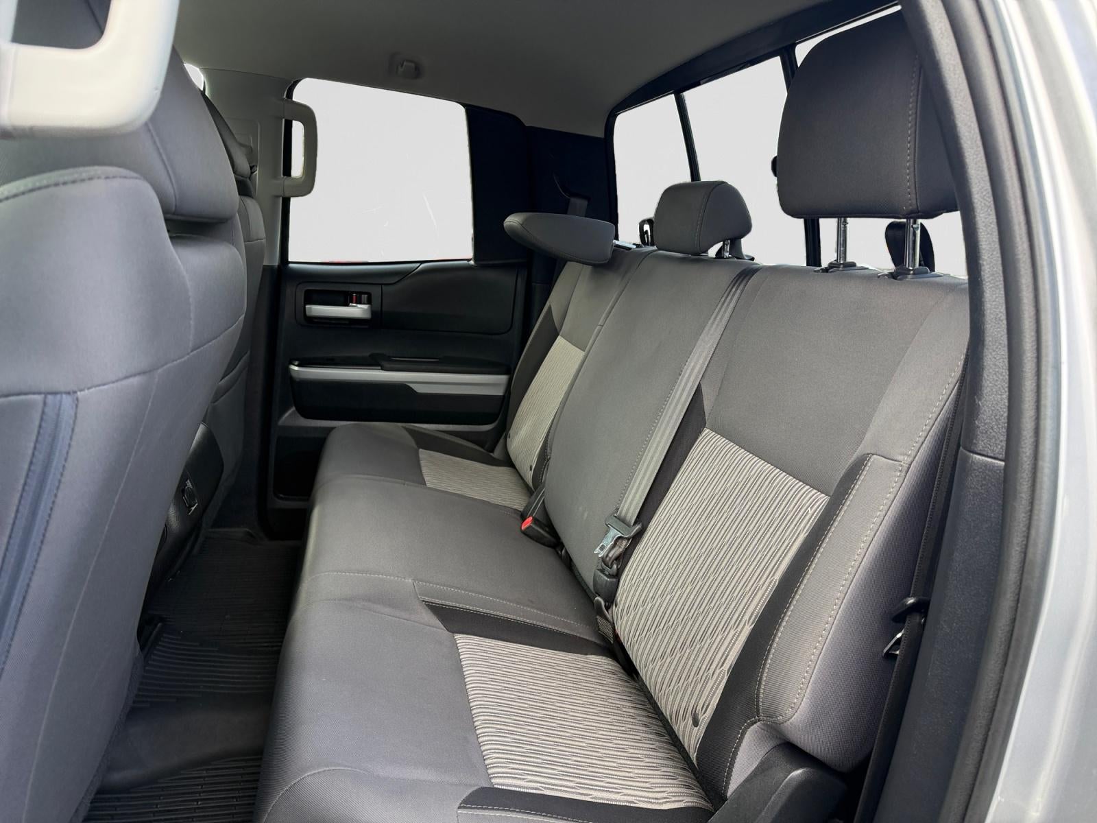 2016 Toyota Tundra SR5 5.7L V8