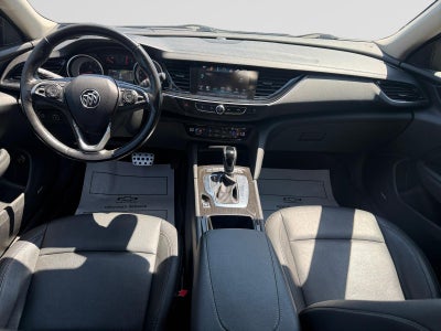 2018 Buick Regal TourX Essence