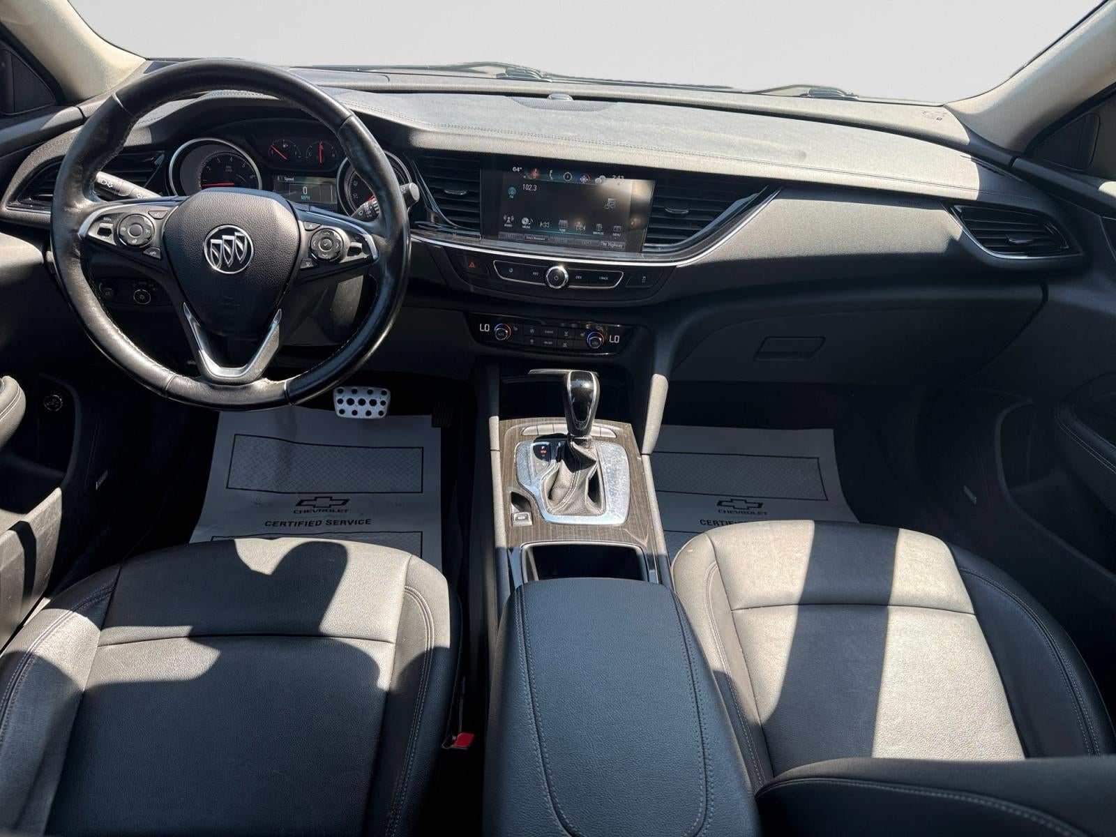 2018 Buick Regal TourX Essence