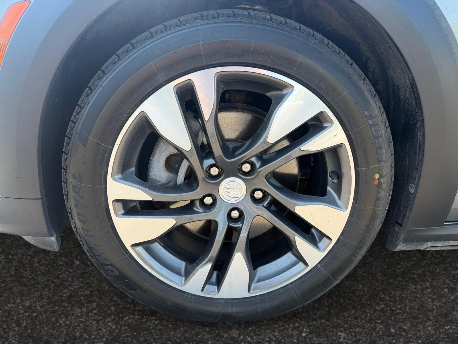 2018 Buick Regal TourX Essence
