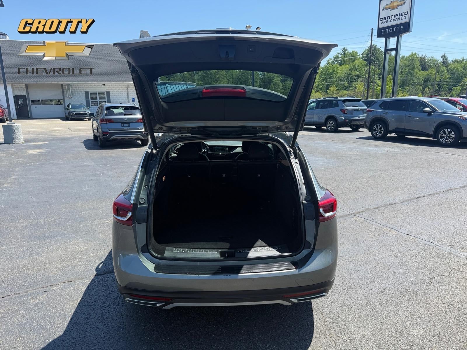 2018 Buick Regal TourX Essence