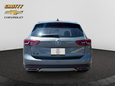 2018 Buick Regal TourX Essence