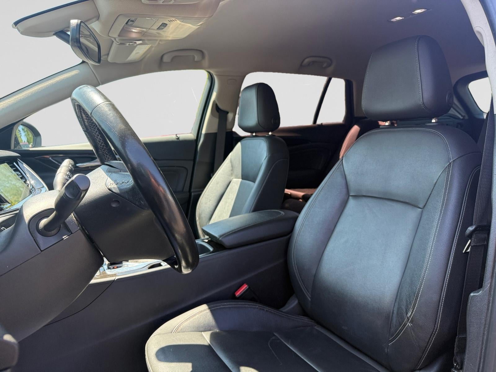 2018 Buick Regal TourX Essence